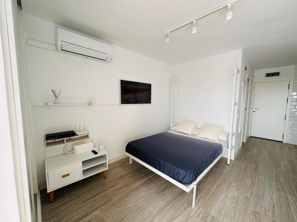 Modern White Apartamento Benalmádena